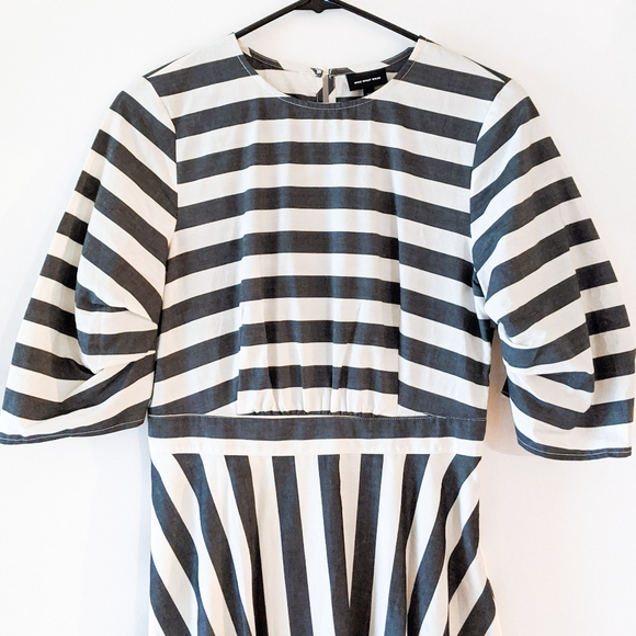 Who What Wear Flared Striped Dress Charcoal XS - Picture 2 of 7